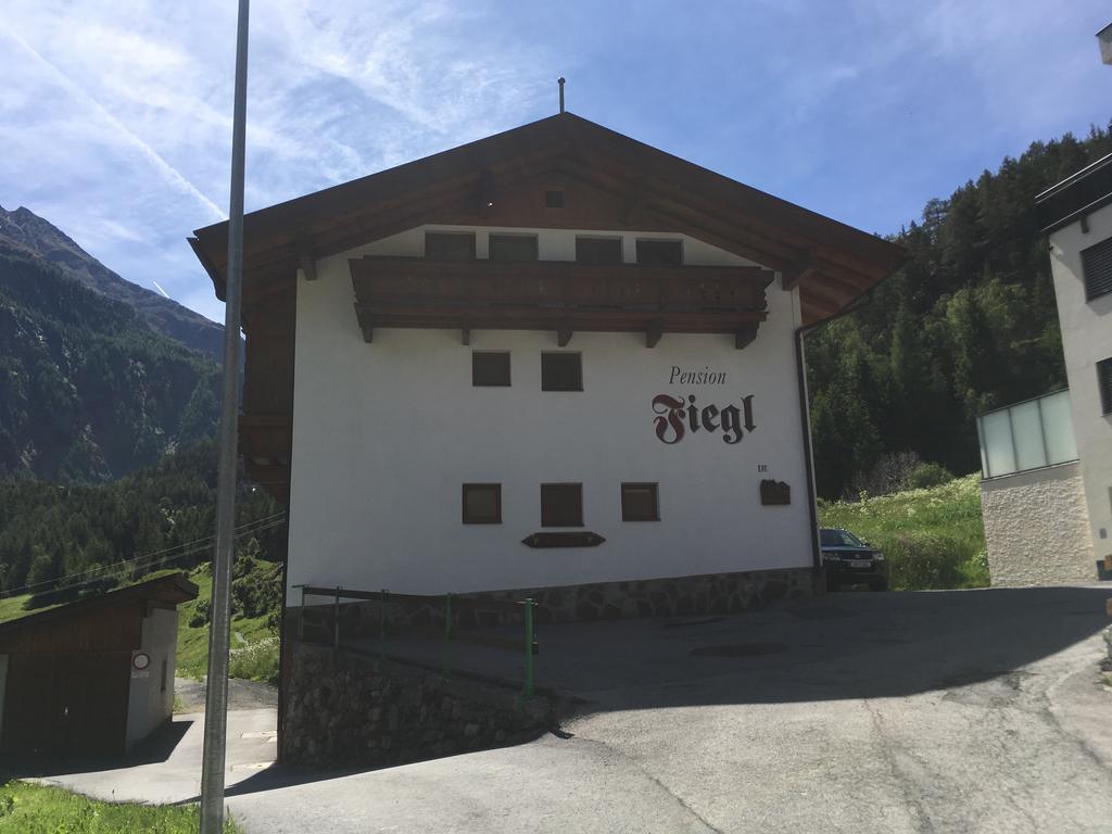 Pension Fiegl Sölden Buitenkant foto